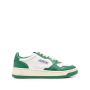 Autry Vita Gröna Läder Sneakers Perforerad Detalj Green, Dam