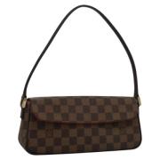 Louis Vuitton Vintage Pre-owned Canvas axelremsvskor Brown, Dam