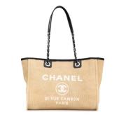 Chanel Vintage Pre-owned Canvas chanel-vskor Beige, Dam