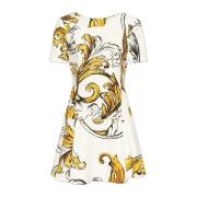 Versace Jeans Couture Klänning med Outline Barocco print White, Dam