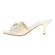 Guess Beige Patent Square Toe Sandals Beige, Dam