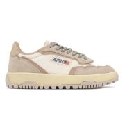 Autry Wildpace Låga Mocka Sneakers Vit Beige, Herr