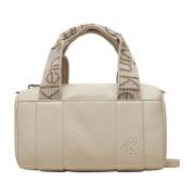 Calvin Klein Jeans Beige Dragkedja Väska med Fickor Beige, Dam