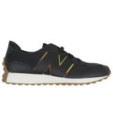 New Balance Skor - 327 - Svart/Gum