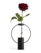 Moon Vase Matte Small Black Sagaform