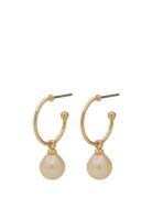 Eila Pearl Earrings Gold-Plated Gold Pilgrim