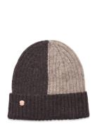 Larnaum Beanie Brown UnmadeCopenhagen