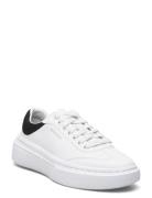 Womens Cordova Classic White Skechers