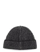 Ribbed Beanie Black Monki