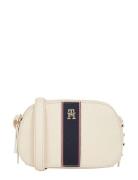 Th Legacy Camera Bag Cream Tommy Hilfiger