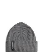 Juan Merino Beanie Grey J. Lindeberg