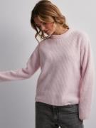 Nelly - Stickade tröjor - Ljus Rosa - Patent Knit Sweater - Tröjor - K...