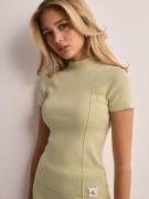 Calvin Klein Jeans - T-shirts - Green Haze - Seaming Short Sleeve Swea...