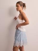 Only - Minikjolar - Bright White Stripes Bel Air Blue - Onlbondi Skirt...