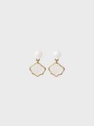 Muli Collection - Örhängen - Pearls - Corsica Pearl Earring - Smycken ...