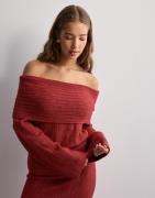 Nelly - Röd - Slouchy Rib Knit Sweater