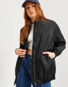 Only - Svart - Onljenny Oversized Bomber Cc Otw