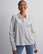 Vero Moda - Vit - Vmconnie Ls Crochet Shirt- Wed