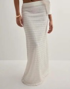 Nelly - Vit - Stunning Structure Maxi Skirt