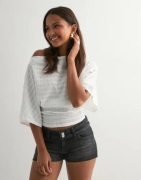 Nelly - Svart - Stitch Jeans Shorts