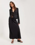 Nelly - Svart - Lace Detail Blouse