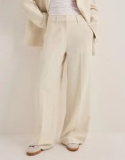 Nelly - Vit - Mid Waist Wide Suit Pants