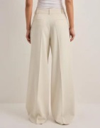 Nelly - Vit - Mid Waist Wide Suit Pants