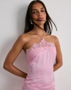 Nelly - Rosa - Satin Halter Top