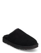 M Classic Slip-On Slippers Tofflor Black UGG