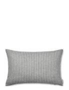 Stripes Cushion 40X60Cm Home Textiles Cushions & Blankets Cushion Cove...