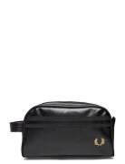 Coated Polyester Wash Bag Necessär Black Fred Perry