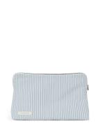 Celia Toiletry Bag Necessär Blue STUDIO FEDER