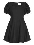 Camilla Dress Kort Klänning Black MAUD