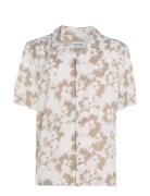 Viscose Flower Aop S/S Shirt Tops Shirts Short-sleeved Beige Calvin Kl...