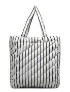 Totebag Tote Väska White Sofie Schnoor Young