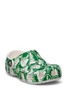 Classic Duke Print Clog T Shoes Clogs Green Crocs