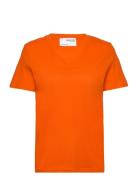 Slfessential Ss V-Neck Tee Tops T-shirts & Tops Short-sleeved Orange S...