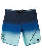 Surfsilk New Wave 20 Badshorts Navy Quiksilver