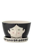 Bloomingville Carolin Flowerpot W/Saucer Svart